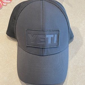 Yeti hat